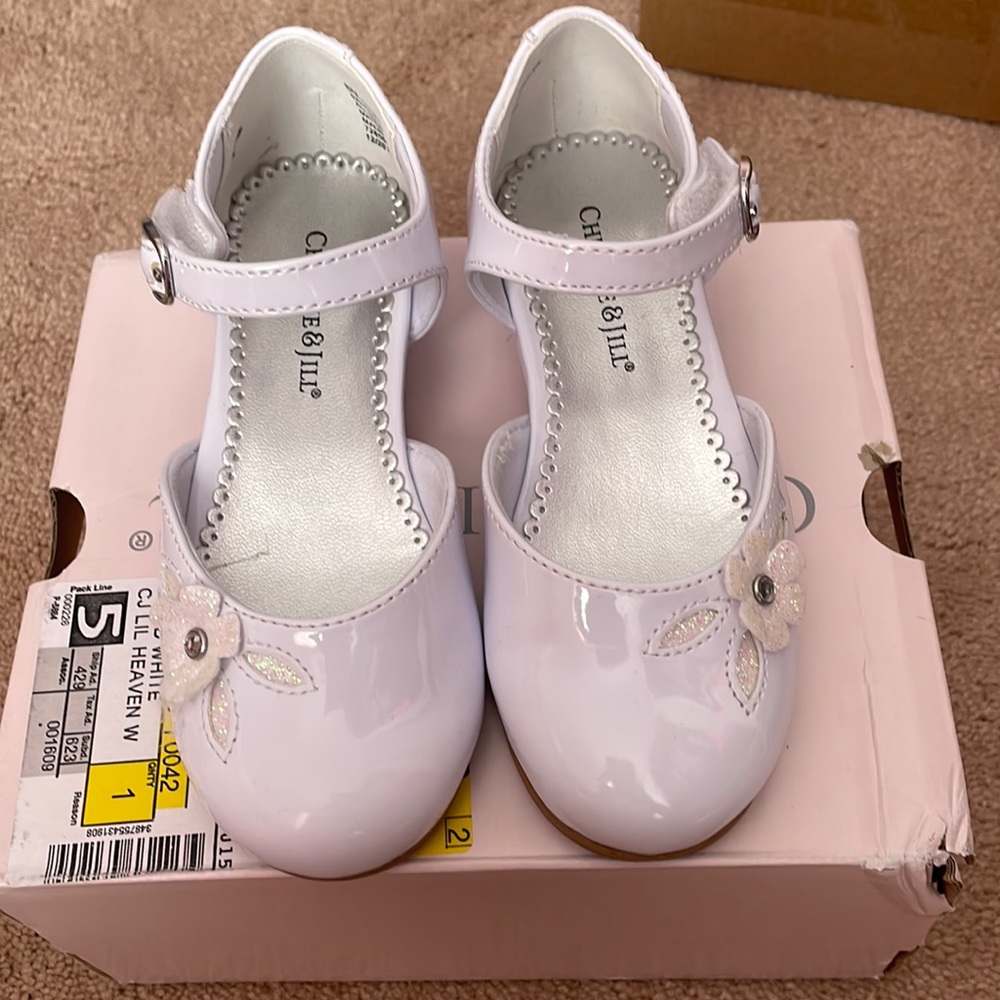 White dress girls shoes worn 1x